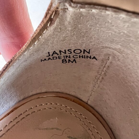 🌞Ellen Tracy Wedge Sandals: Sleek Neutral Elegance (Size 8M) l💐 - Picture 6 of 11